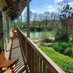 Moulin De Monpoisson Hotel *