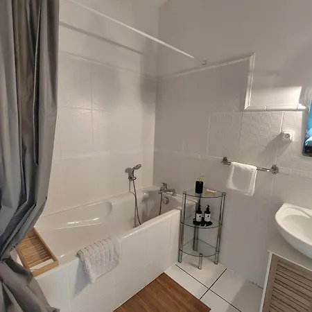 Moulin De Monpoisson 酒店 *