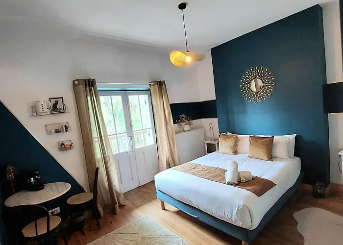 Moulin De Monpoisson Hotel *