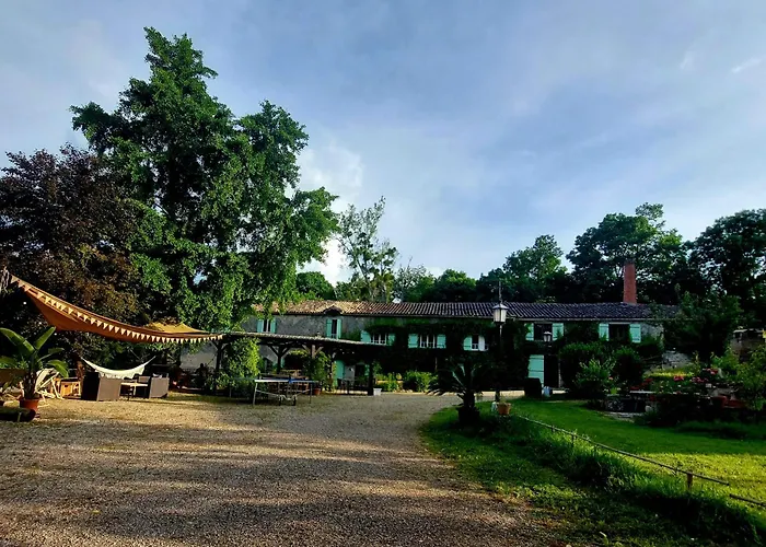 Hotel Moulin De Monpoisson