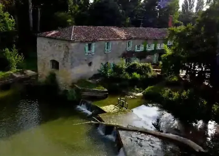 Moulin De Monpoisson